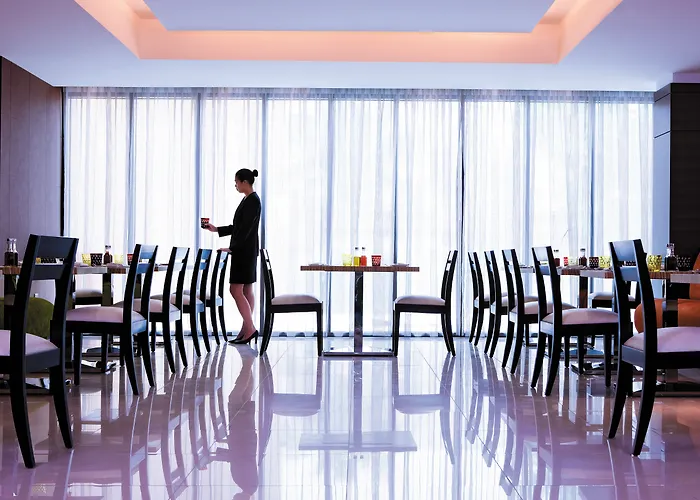 Traders Hotel, Abu Dhabi